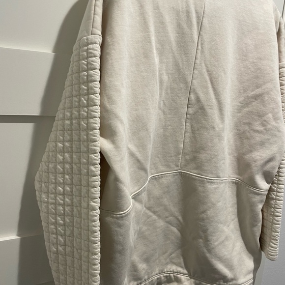 Columbia Gray Pullover with Logo - Picture 6 of 10